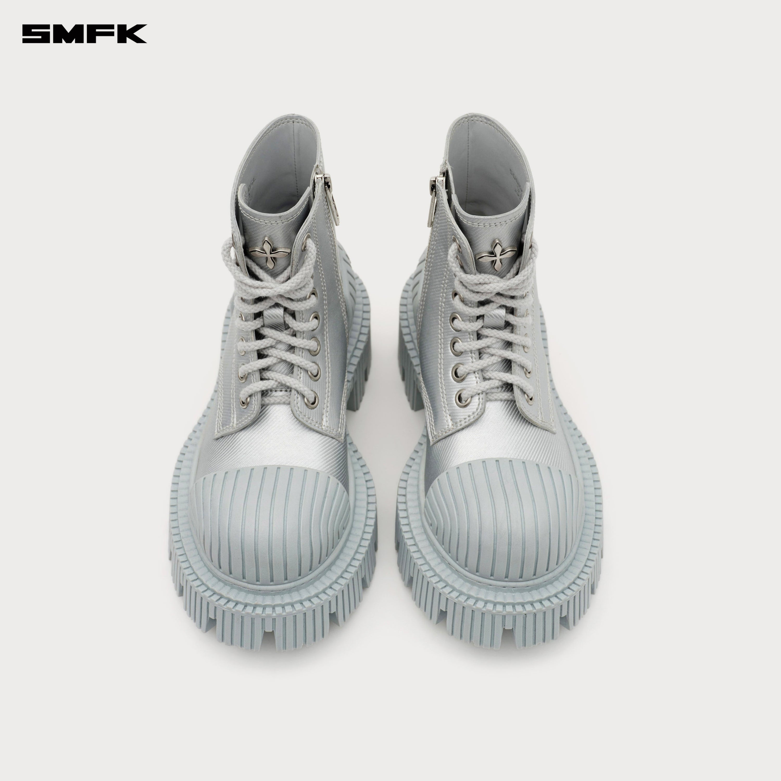 FUTURE RIPPLE Motorcycle Boots in Silver - SMFK Official