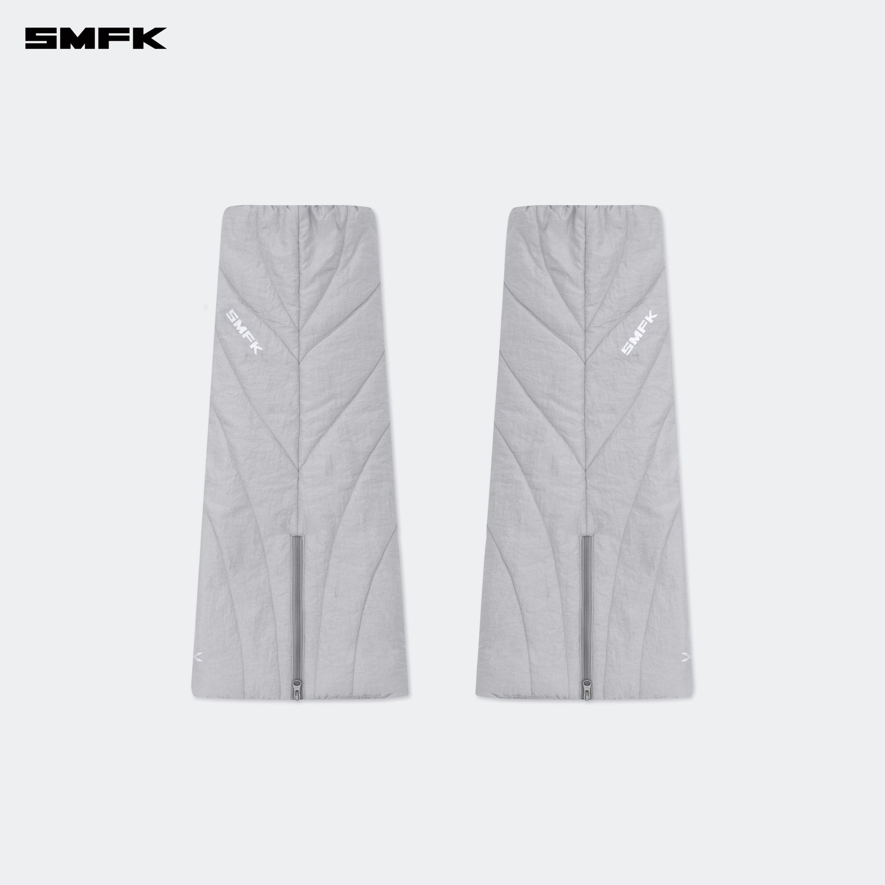 FUTURE Storm Leg Warmer In Silver - SMFK Official