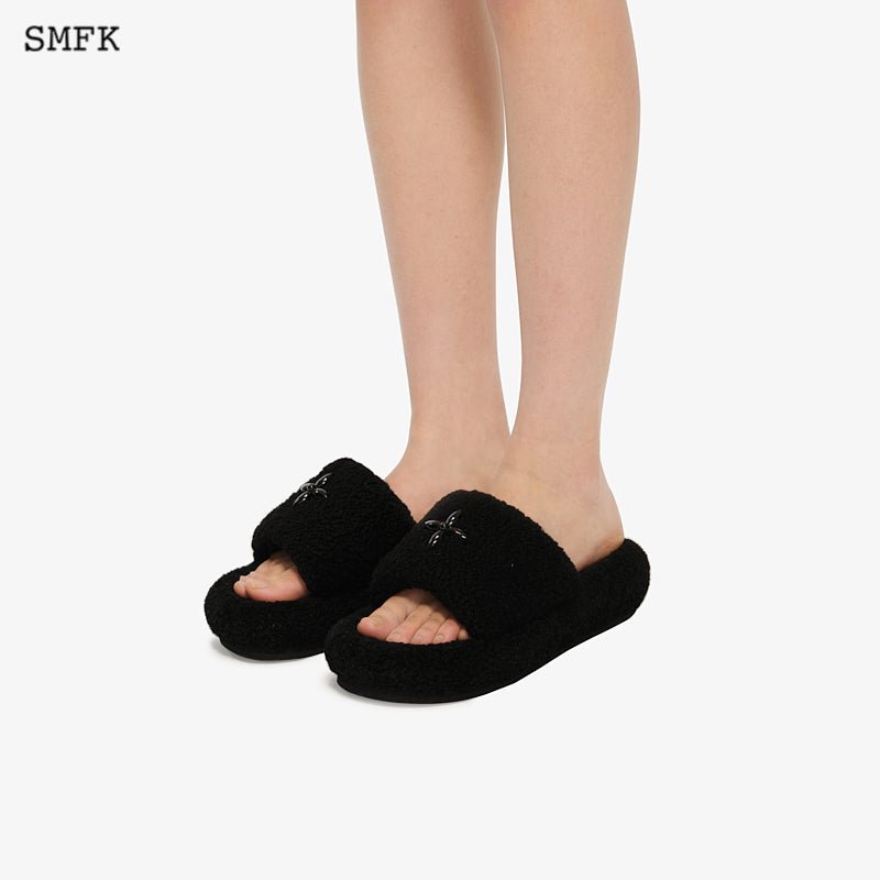 Black Balloon Velvet Wool Slippers - SMFK Official