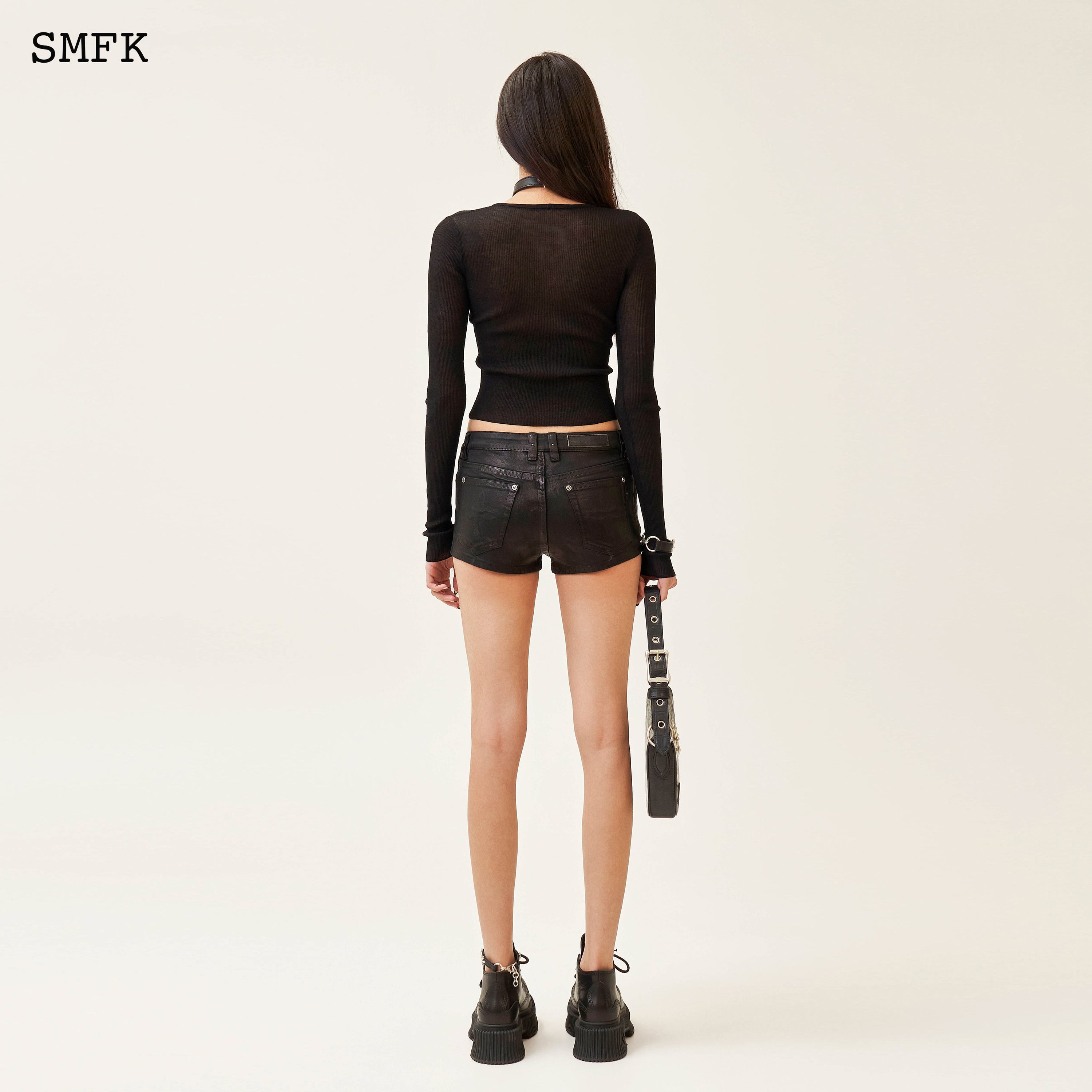 Compass Cross Classic Black Knitted Sweater - SMFK Official