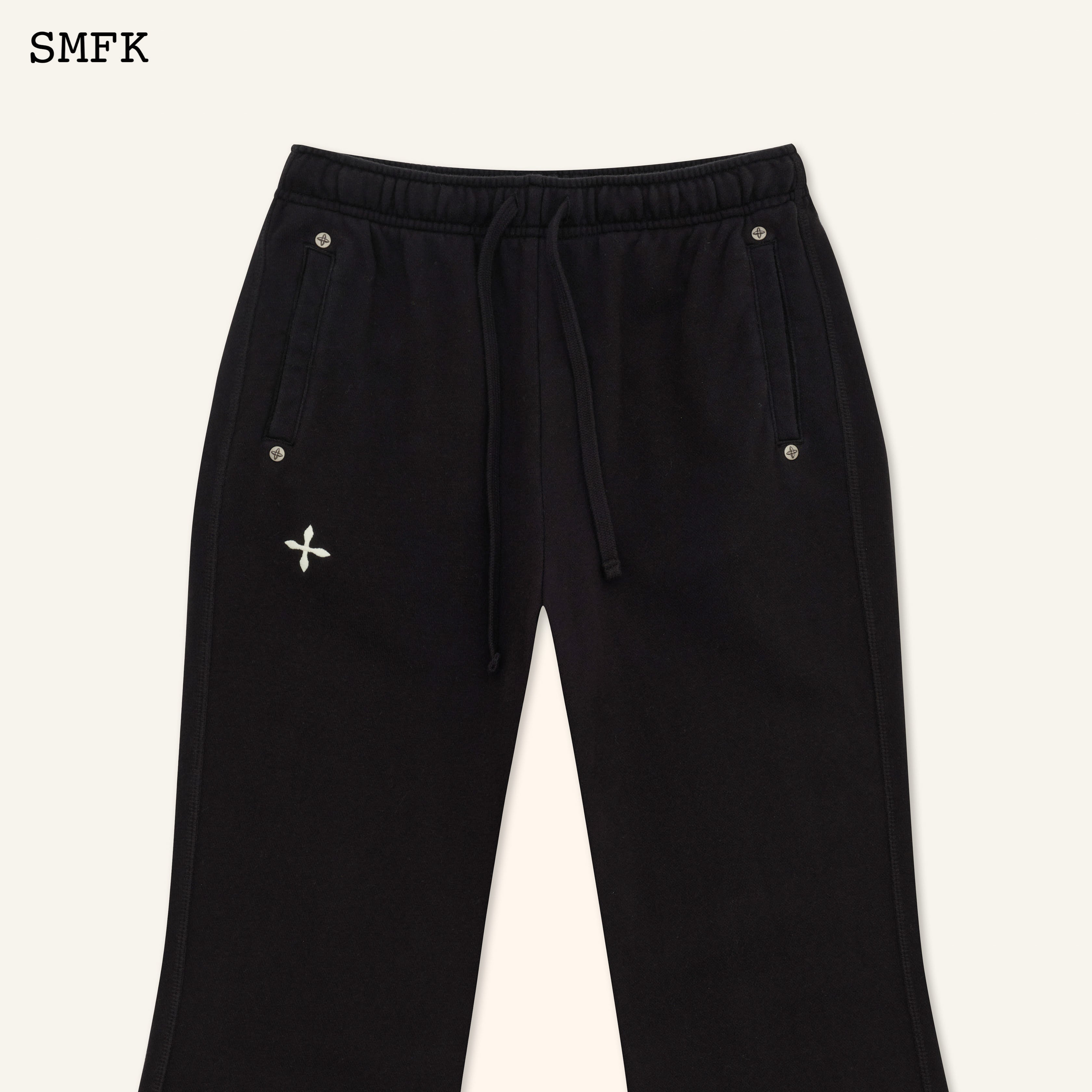 Compass Cross Classic Flared Sweatpants Black