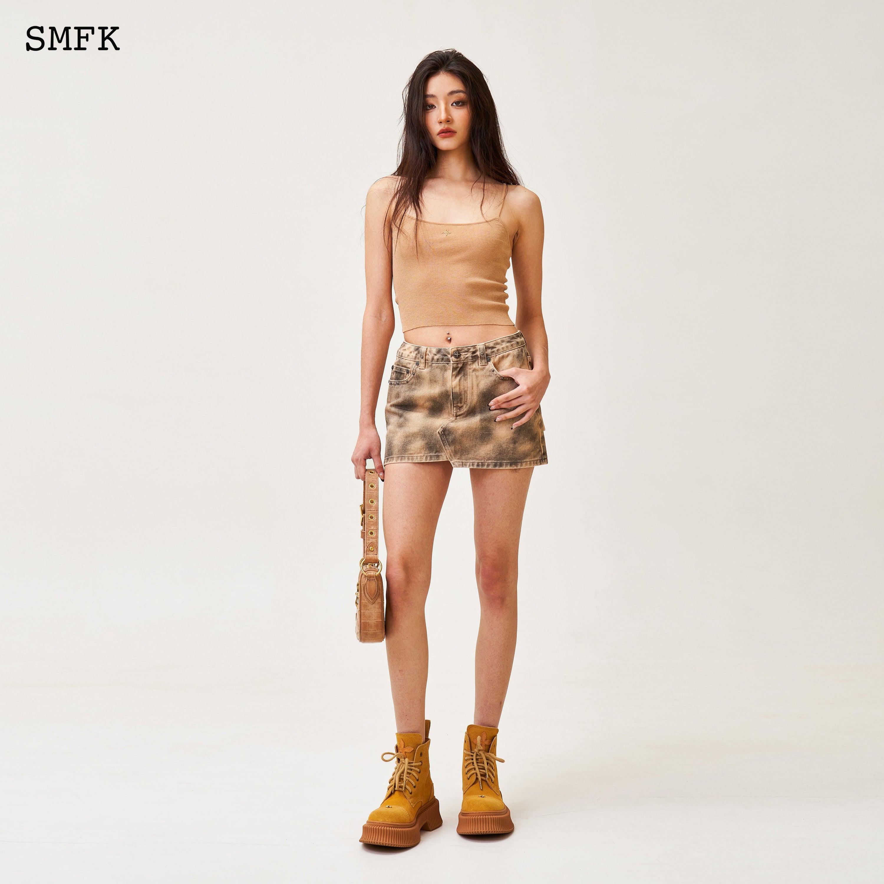 Compass Cross Classic Knitted Vest Top Nude - SMFK Official