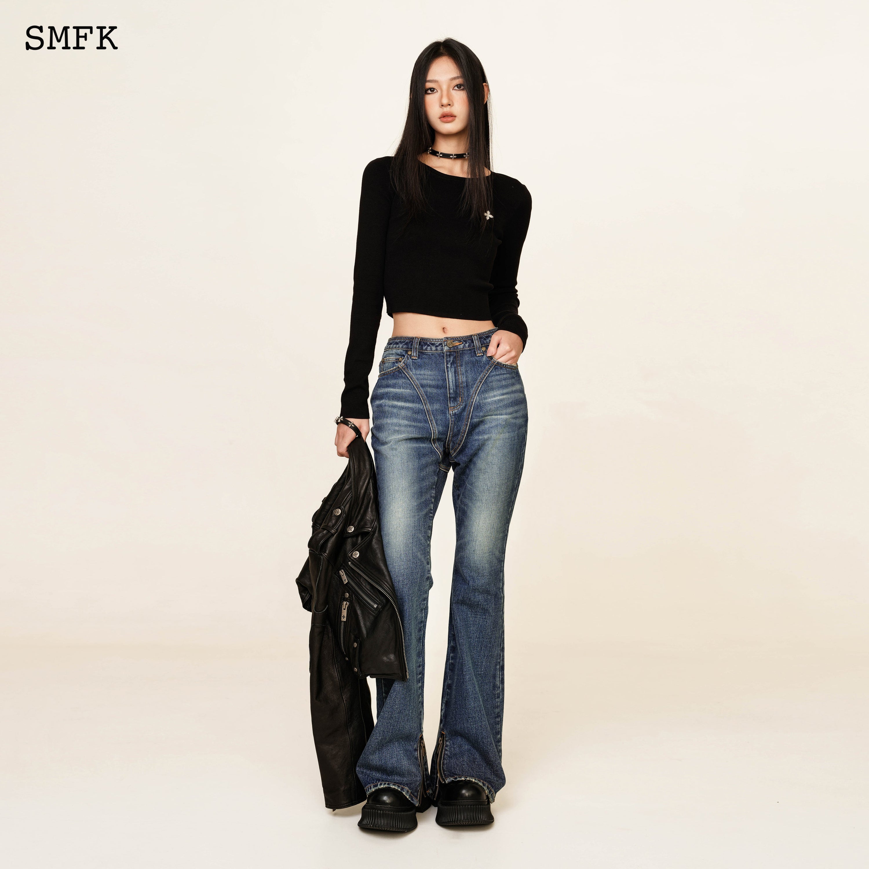 Compass Cross Classic Riding Knitted Top In Black - SMFK Official