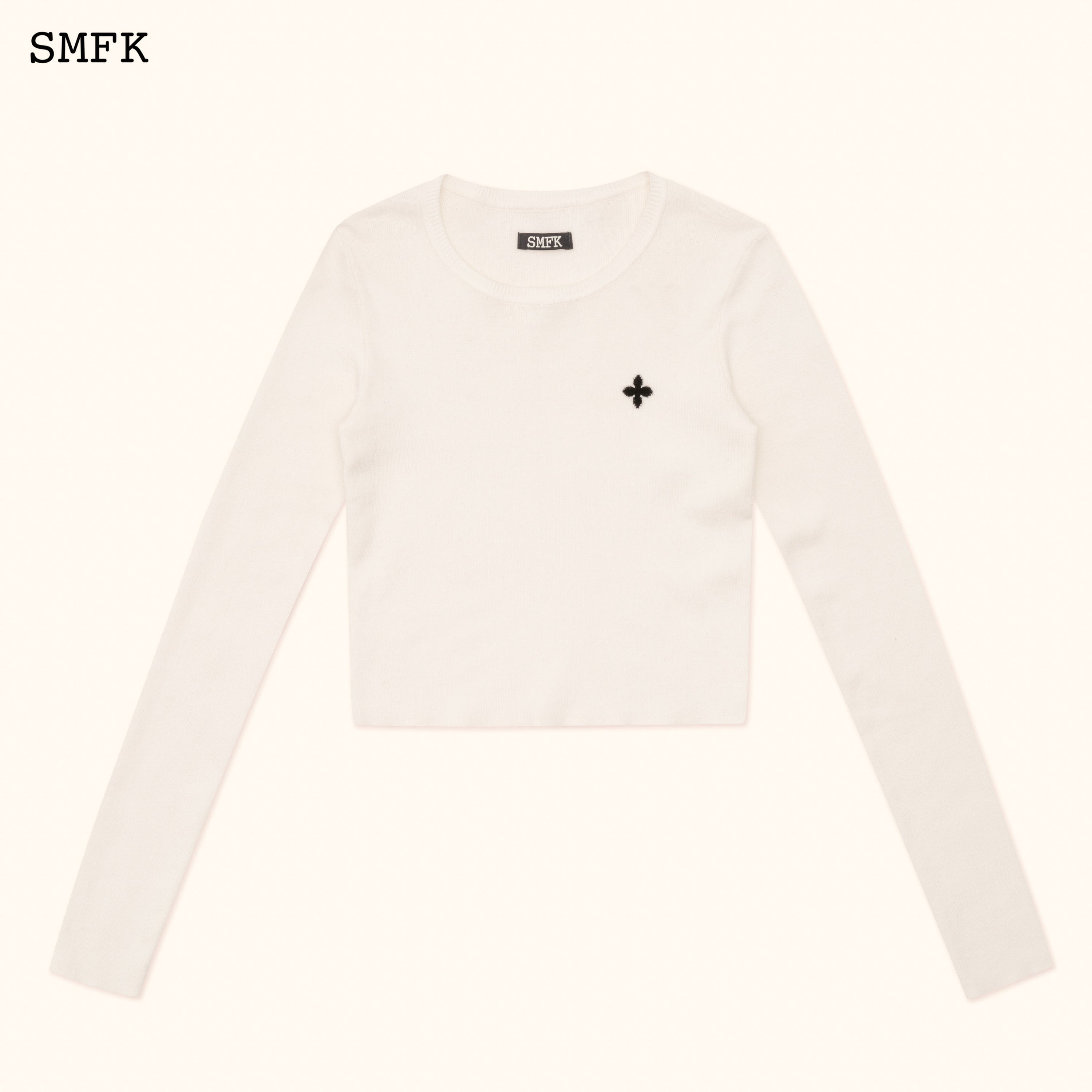 Compass Cross Classic Riding Knitted Top In White - SMFK Official