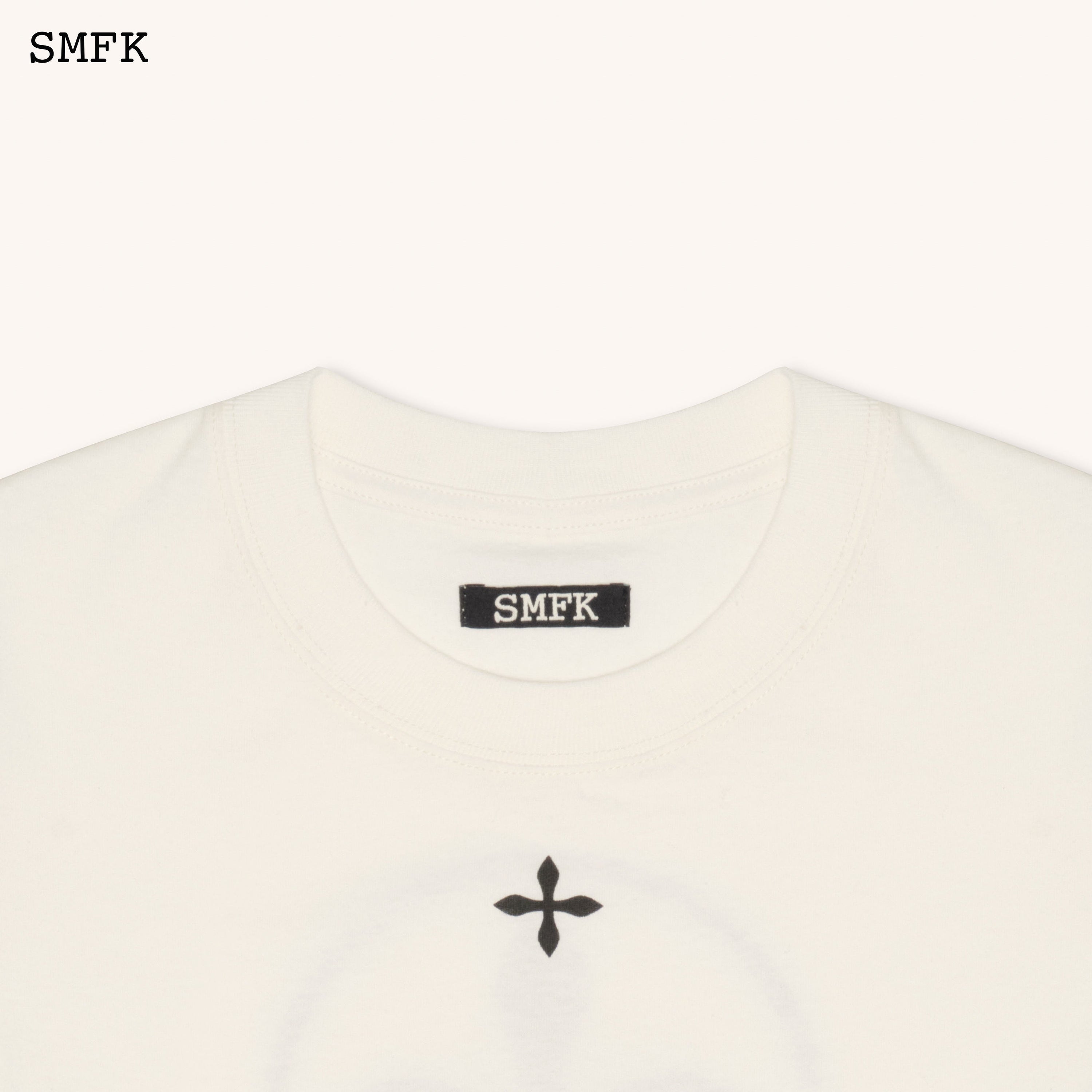 Compass Cross Slim-Fit Tee In White - SMFK Official