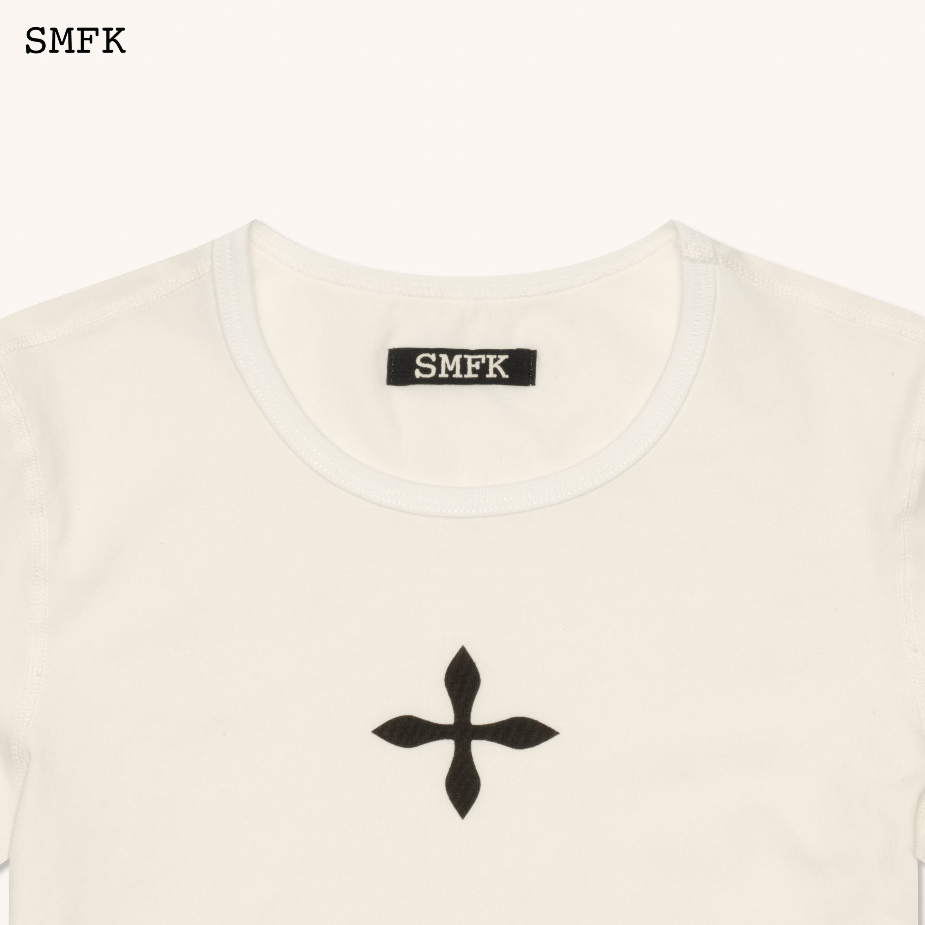 Compass Cross Sport Tights Tee In White - SMFK Official