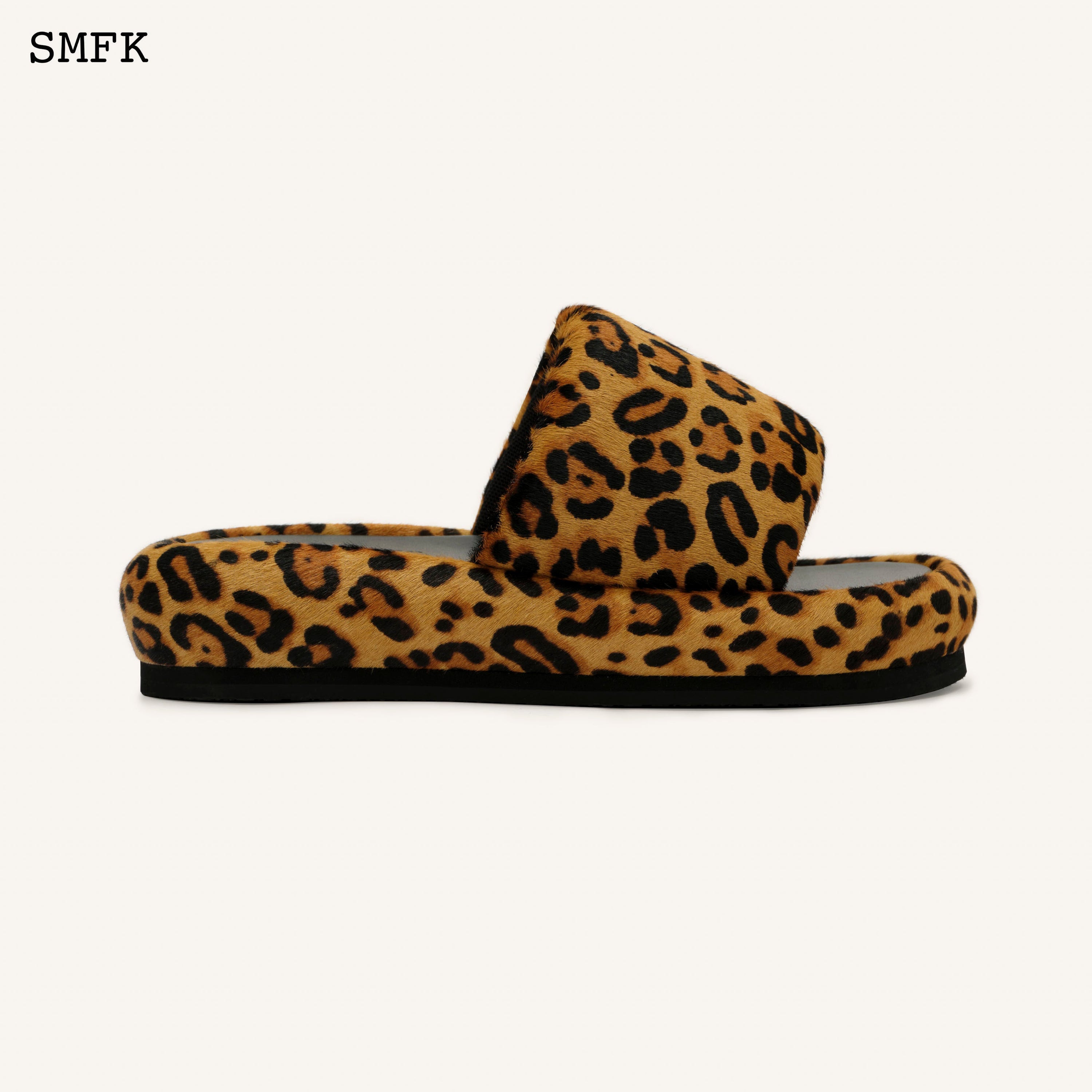 Compass Leopard Fur Classic Slipper - SMFK Official