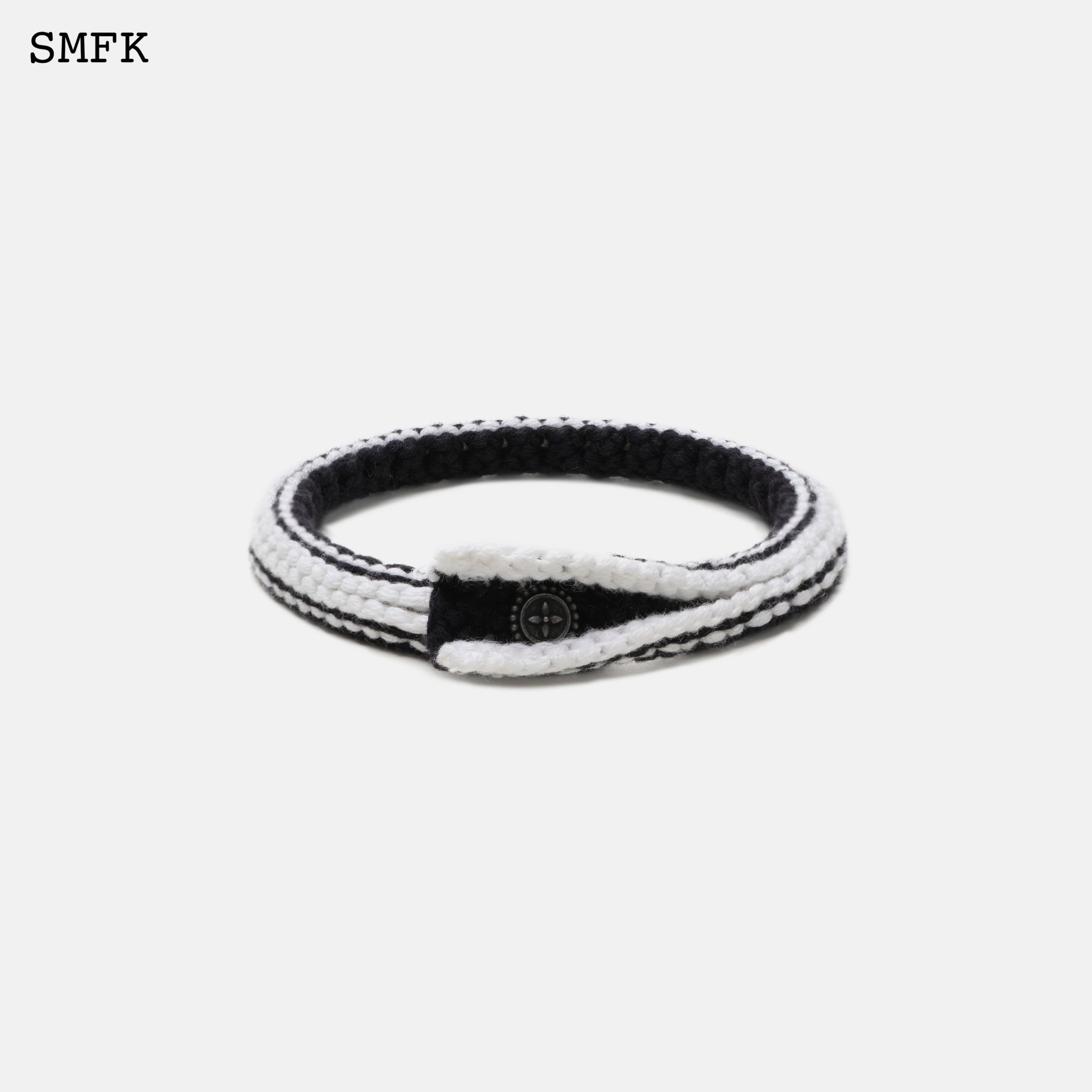 Compass Retro Academy Stripe Choker Set - SMFK Official