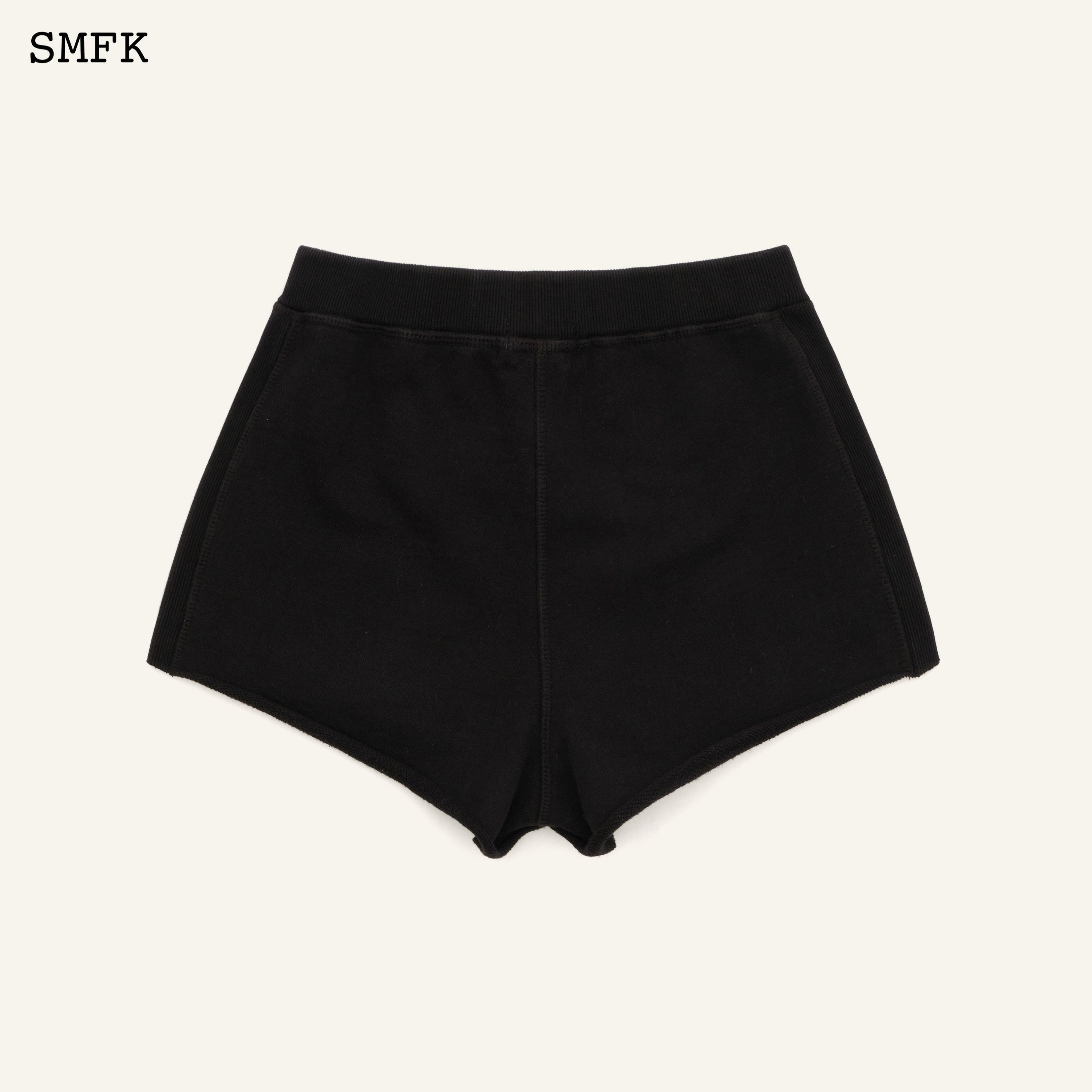 Compass Rove Stray Slim-Fit Sporty Shorts Black - SMFK Official