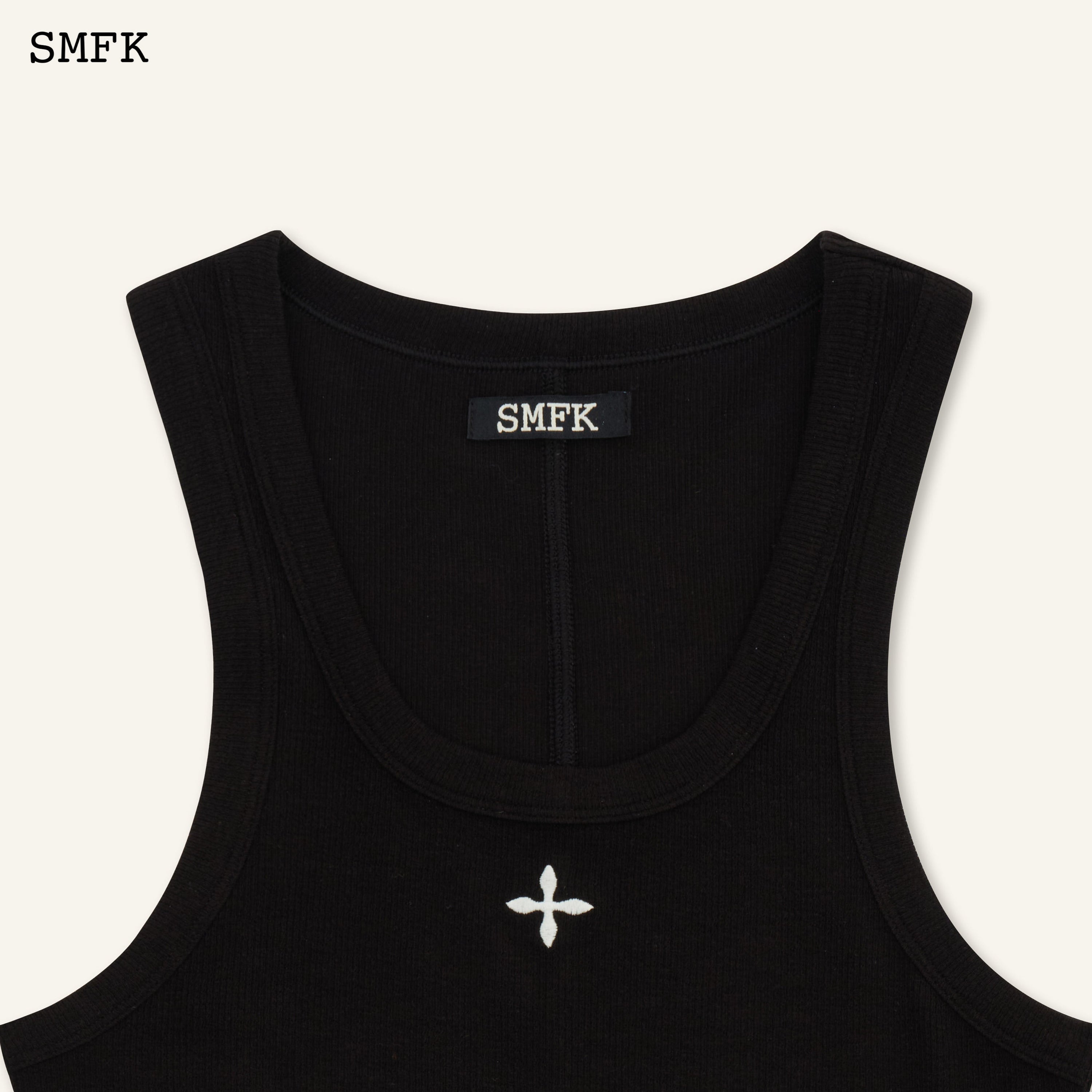 Compass Rove Stray Vest Dress In Black - SMFK Official