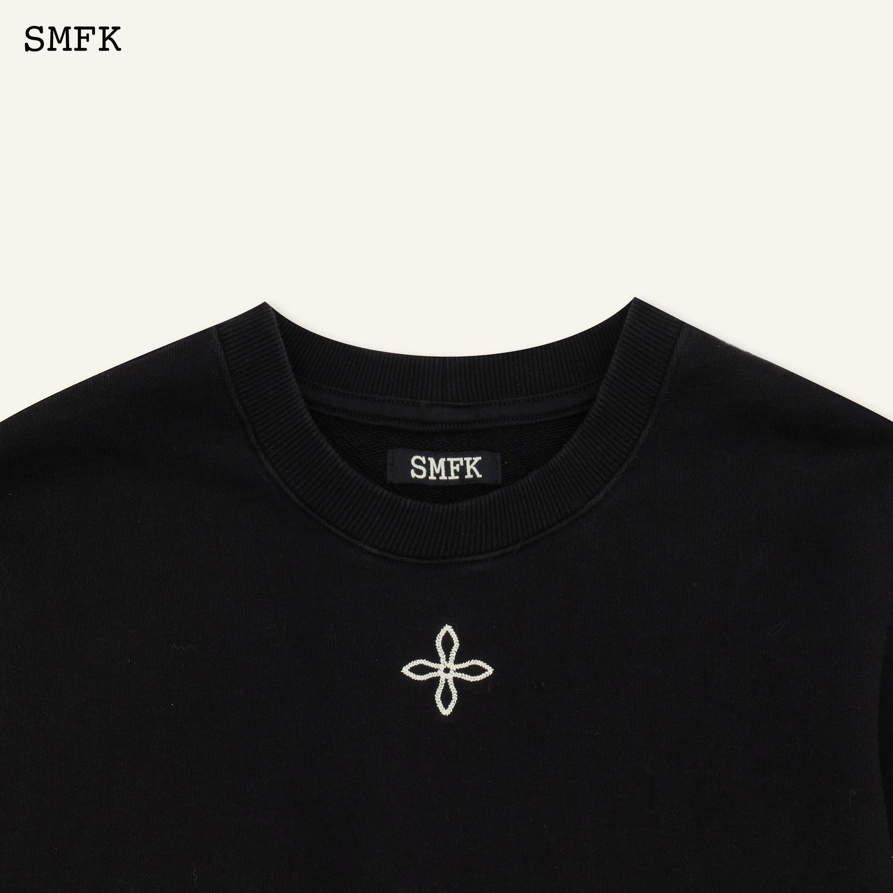 Compass Rush Slim Fit Sweatshirt Black - SMFK Official