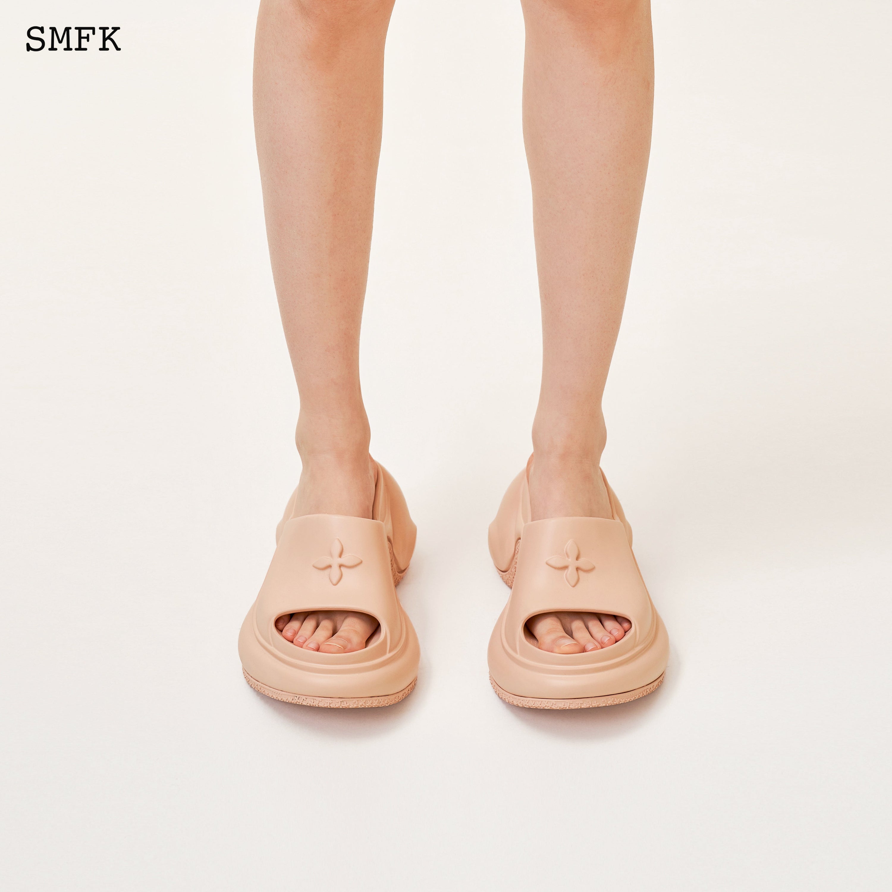 Compass Wave High-Heel Bumper Sandal In Nude - SMFK Official