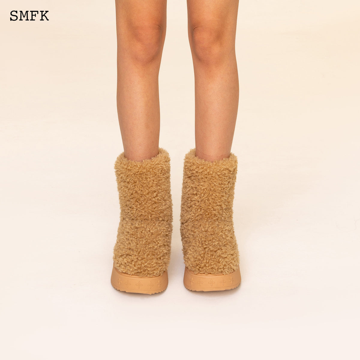 Compass Woolly Wheat Fluffy Boots – SMFK Official
