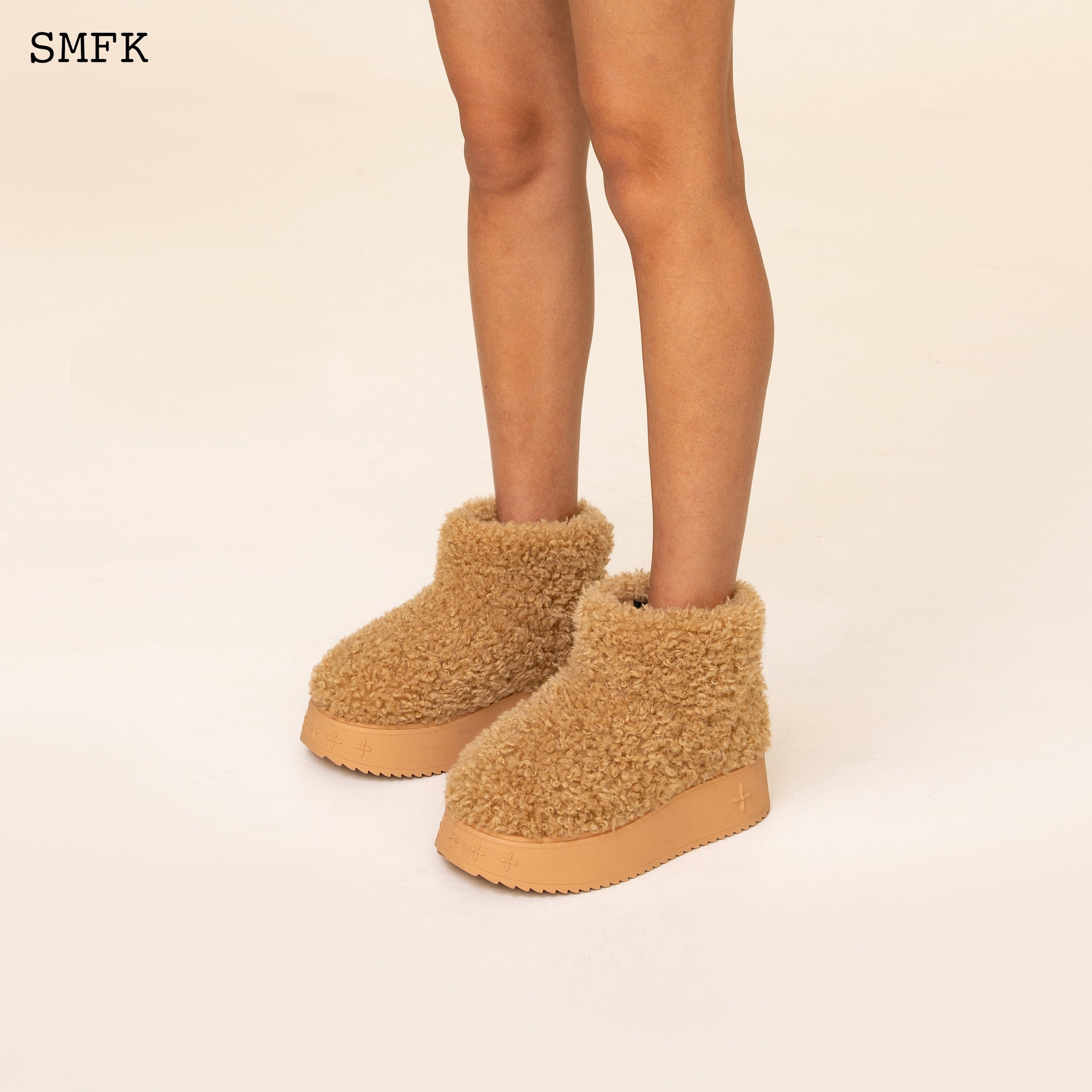 Compass Woolly Wheat Fluffy Short Boots - SMFK Official