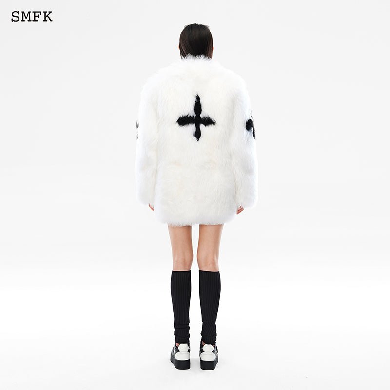 Gemini Flower Arm Fur Suit White - SMFK Official