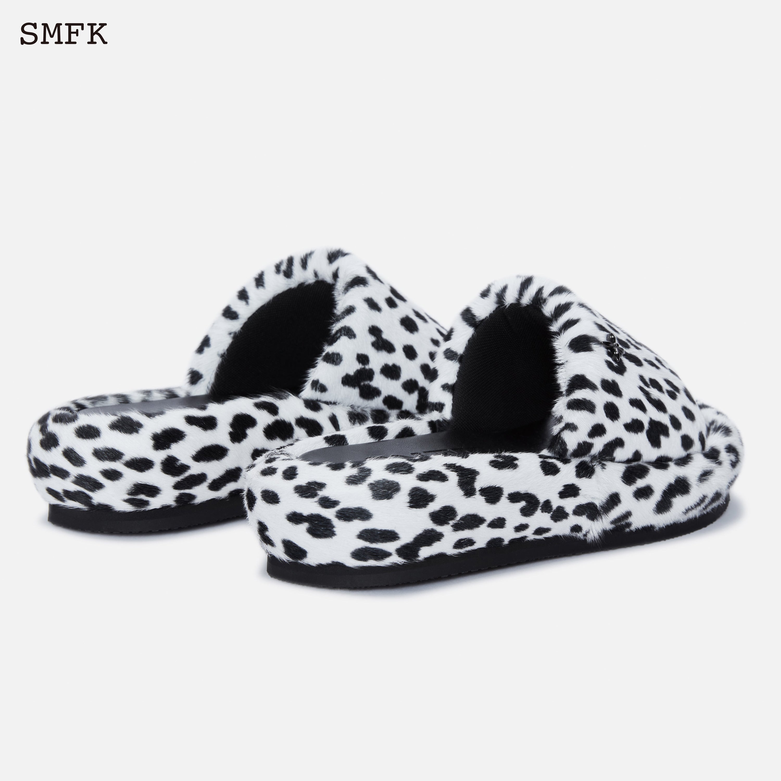 Leopard Furry Bumper One-Piece Pattern Slippers - SMFK Official