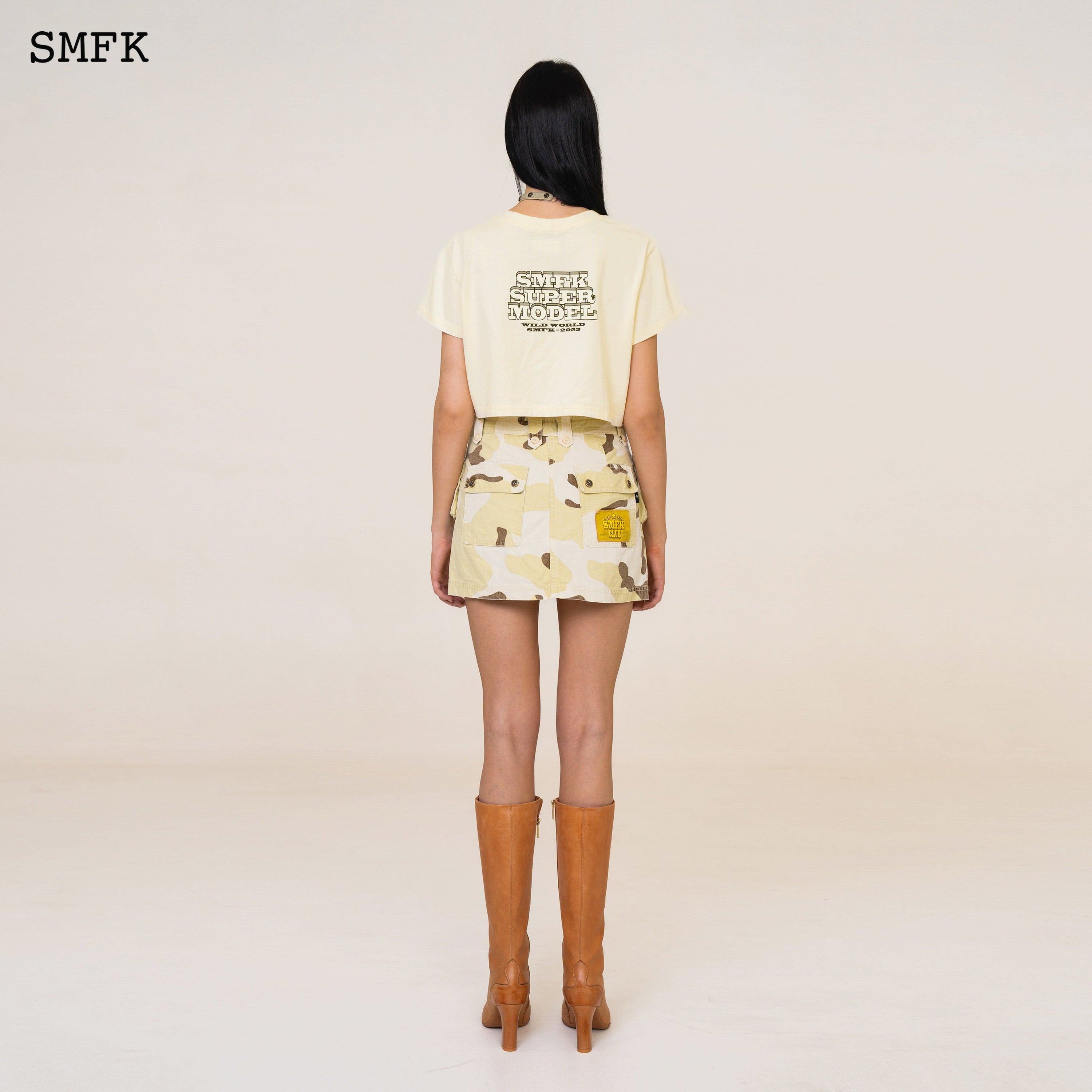 Model Short Tee In Cream - SMFK Official