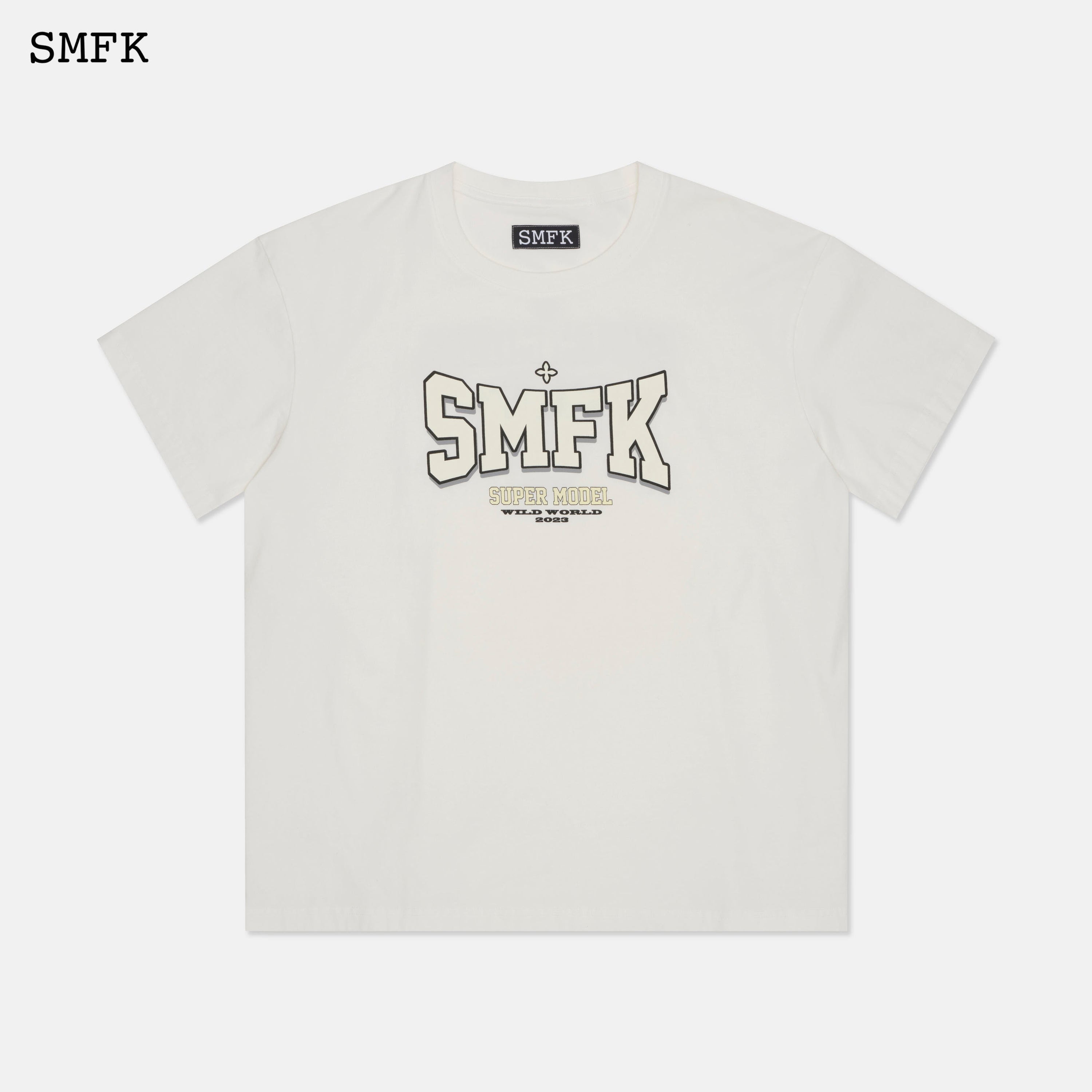 Oversized Model White T-shirt - SMFK Official