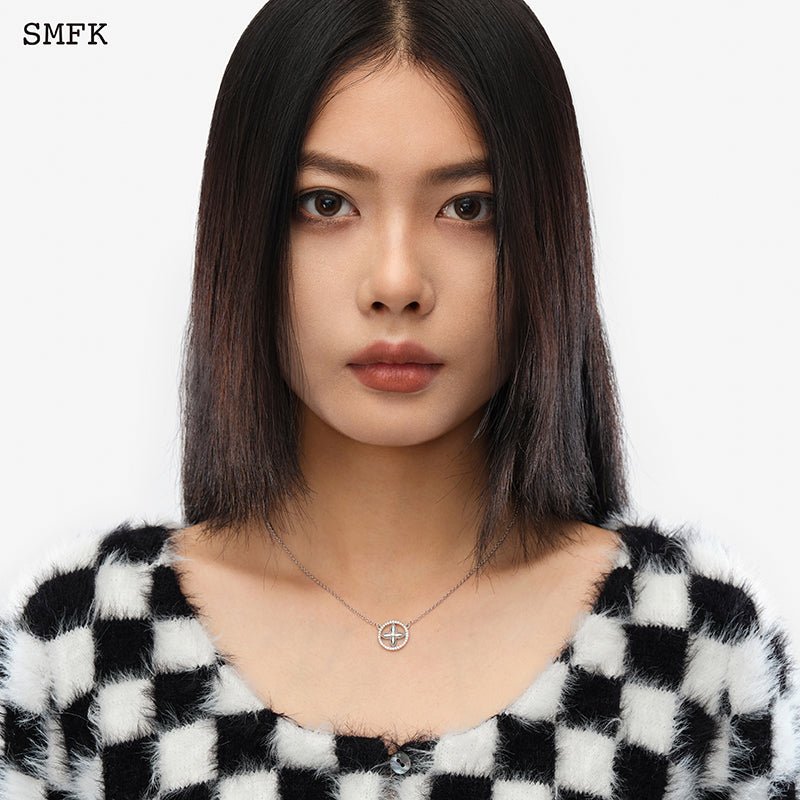 Silent Flower short necklace - SMFK Official