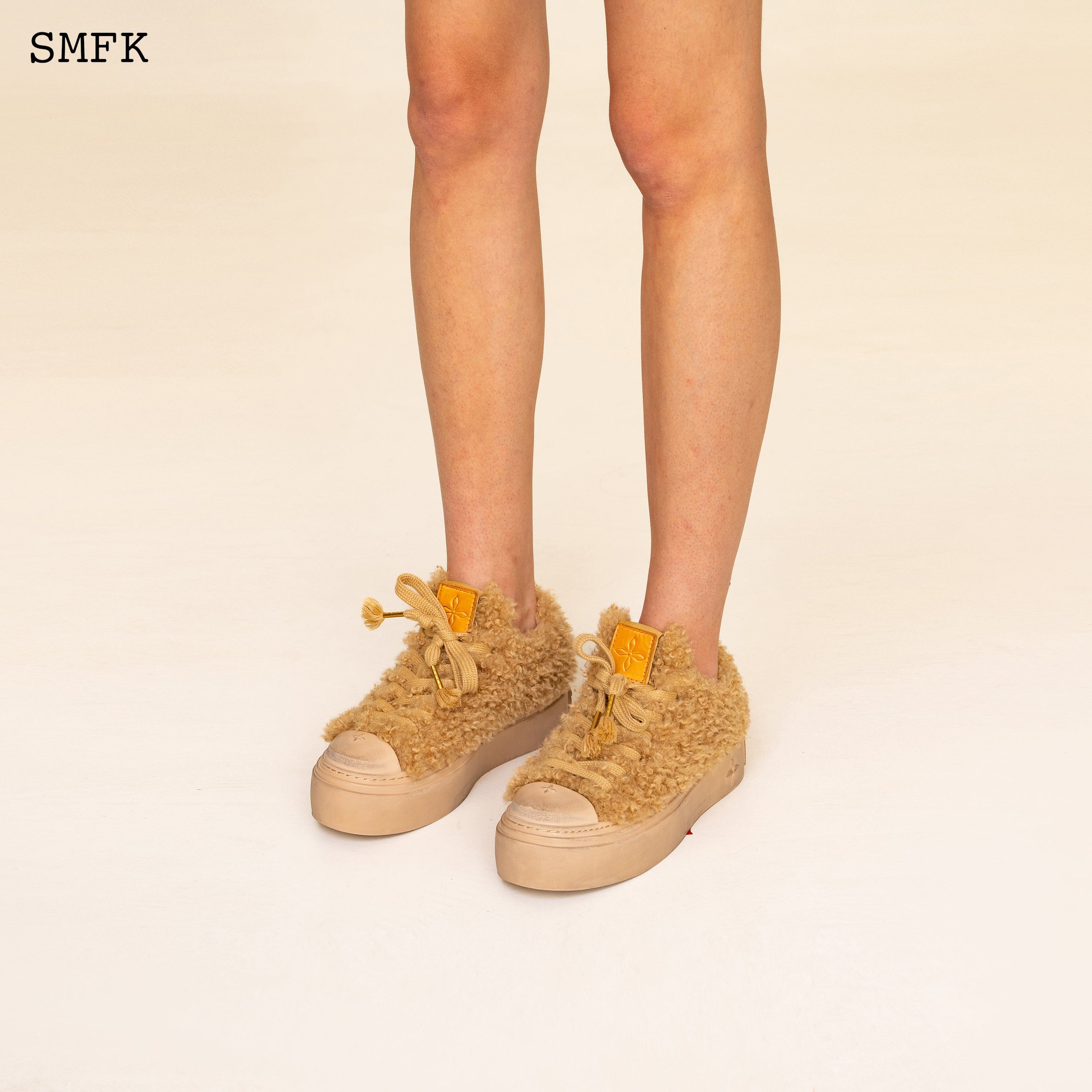 Super Model Gingerbread Furry Skate Shoes - SMFK Official