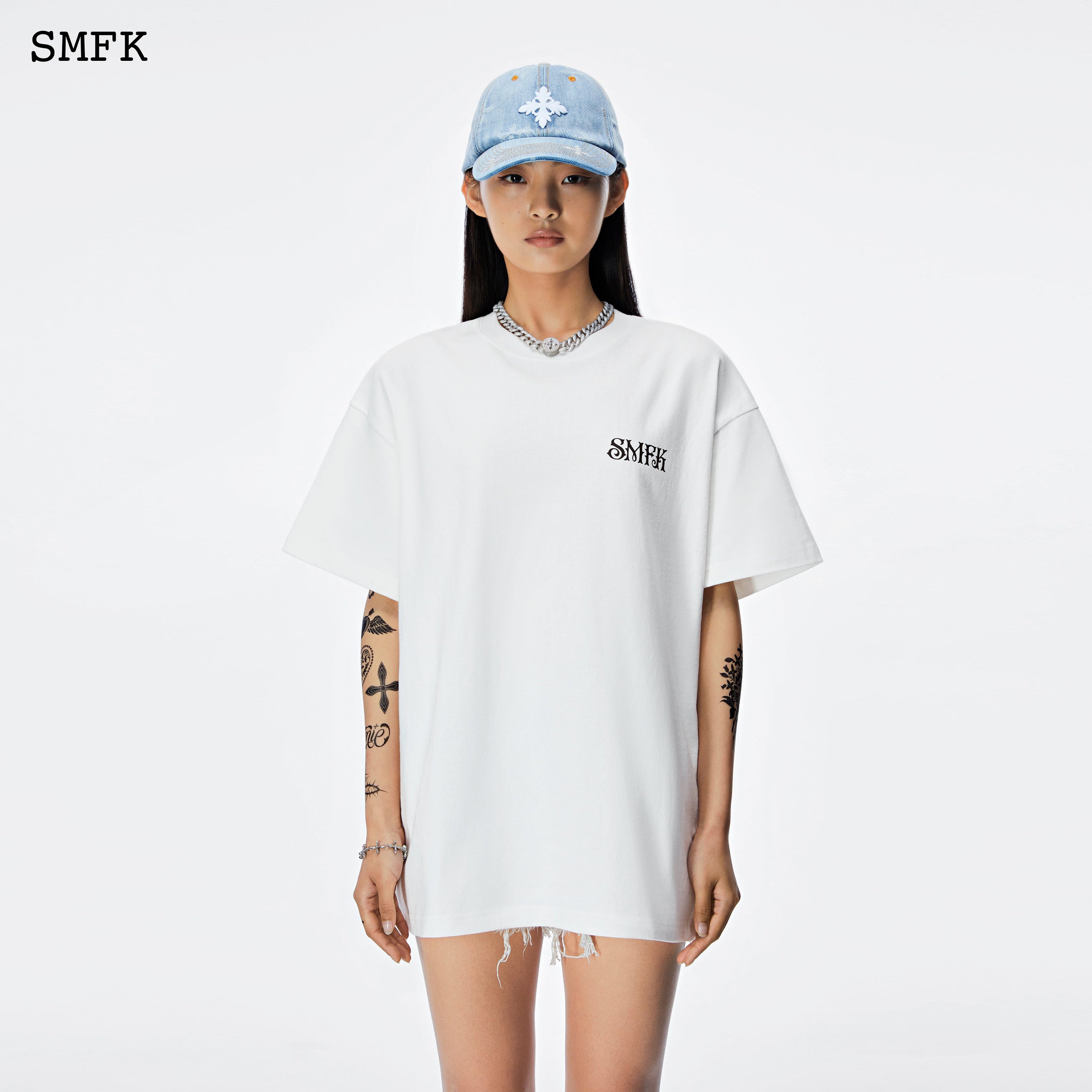 White Branding Oversized Tee - SMFK Official